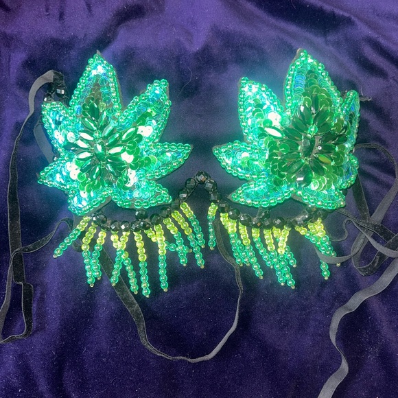 iHeartRaves Tops - Magical Wonderland Top